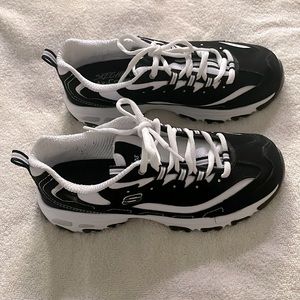 Skechers D’Lites